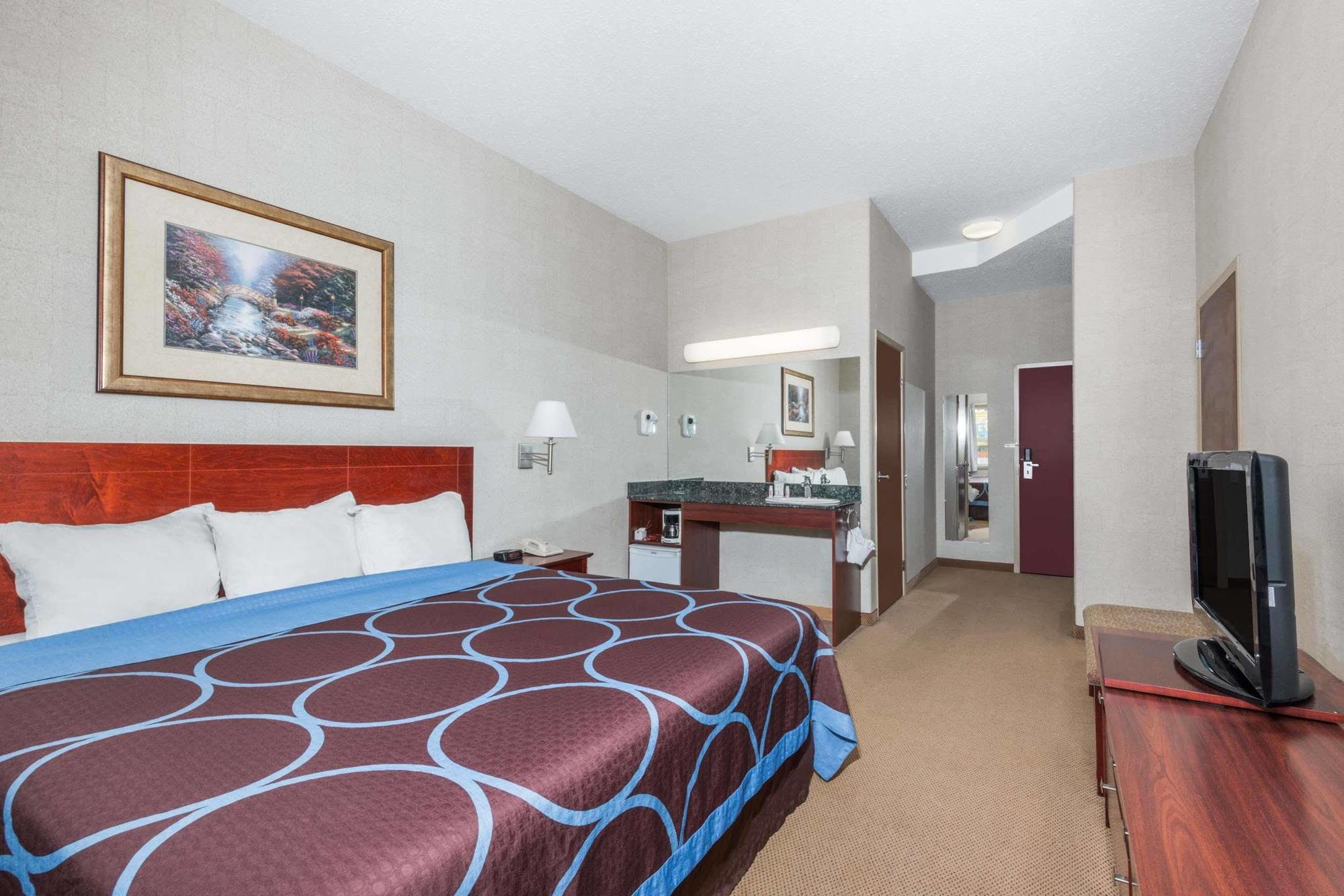 فندق Super 8 By Wyndham رد دير المظهر الخارجي الصورة
